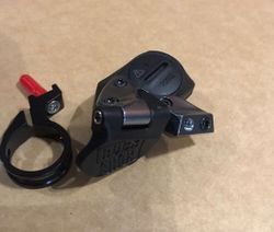 páčka RockShox AXS levá k sedlovce Reverb