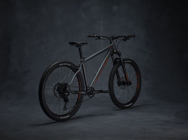 WHYTE 801 - poslední kola vel. L (SLEVA -24%)
