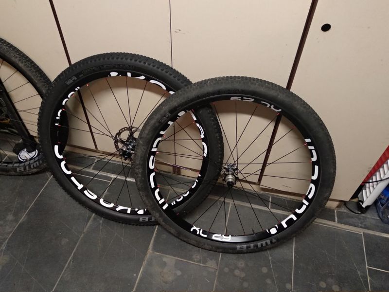 Karbonové KASTAR XC 29"