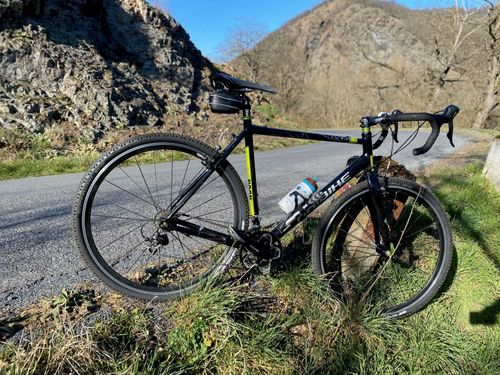 GRAVEL - HAIBIKE Hainoon, Shimano 105, Schwalbe 40c - tank do terénu i na silnici