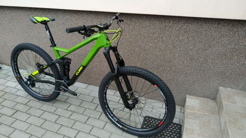 Nový Cube Stereo Carbon 27,5- 18"