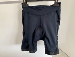 Nove cyklo kratasy Endura vel.S