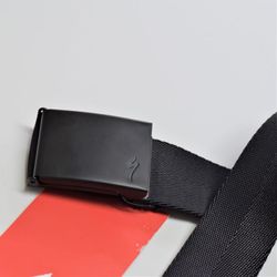 Tip na dárek pásek Specialized Utility black osfa s otvírákem