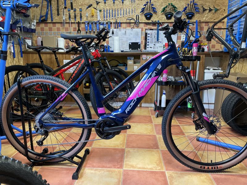 Elektrokolo ROCK MACHINE TORRENT INT e50 B LADY 29 2022 L NOVÉ