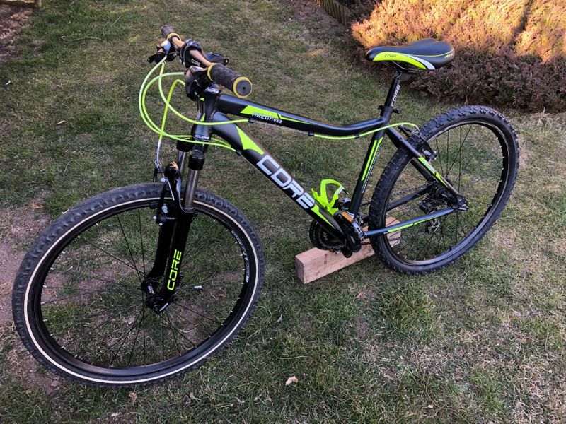 Juniorské / dětské kolo Core Razor kola 26", v záruce do 07/2022