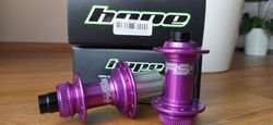 HOPE RS4 12x100 a 12x142 (24 děr) na kotouče