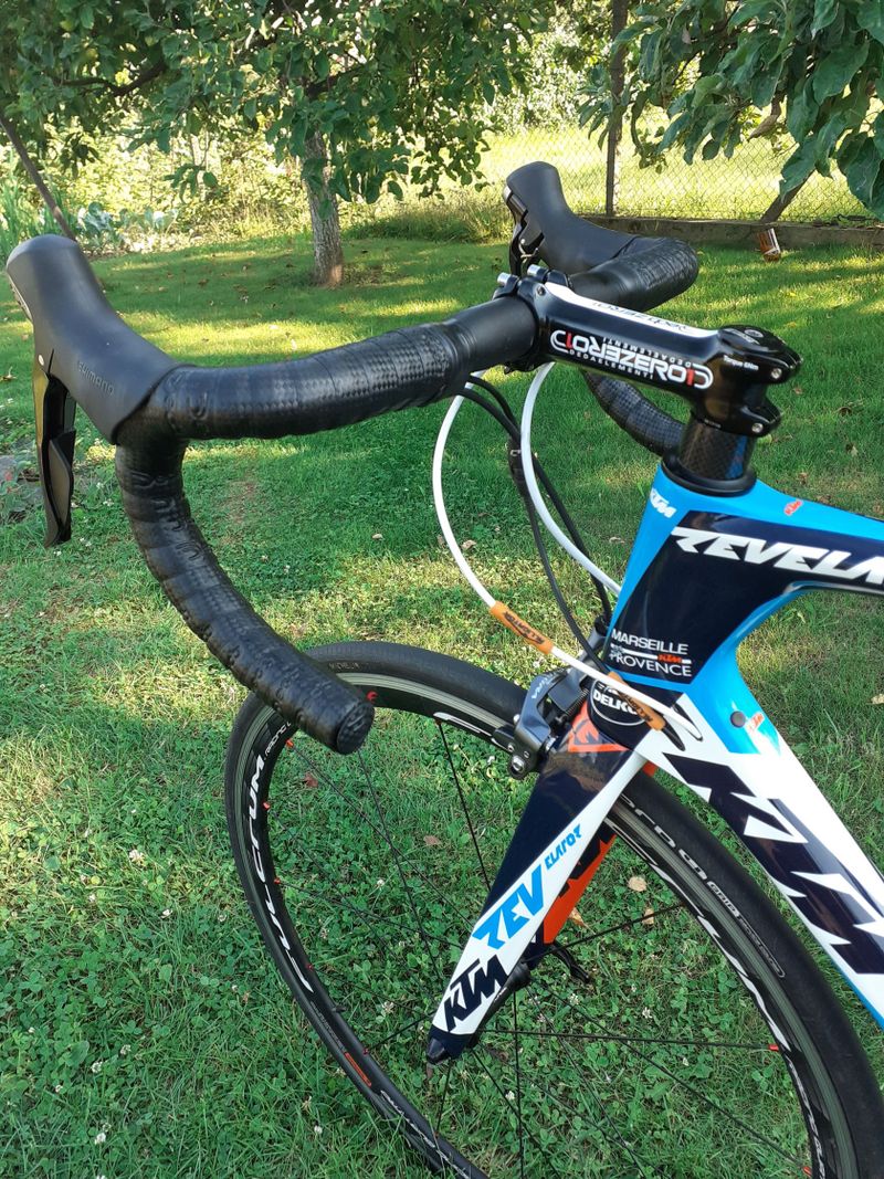 PRODÁM/VYMĚNÍM Pro Conti Racing Team Delko-Marseille Provence KTM