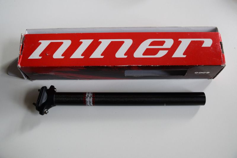 Sedlovka NINER Carbon 30,9 x 370 mm