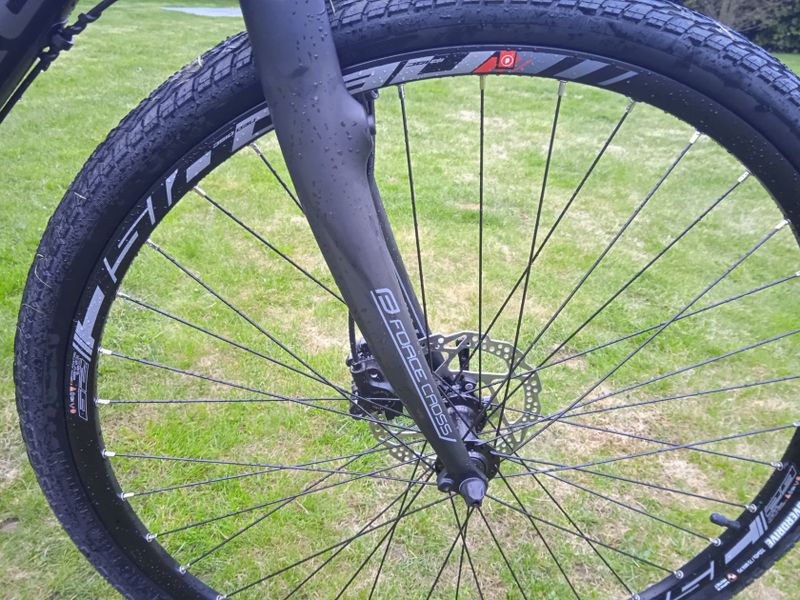 Krosové kolo na rámu Maxbike, osazení Shimano GRX