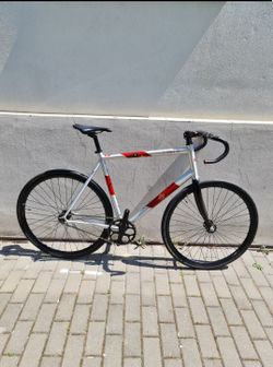 Specialized Langster Moscow vel.61
