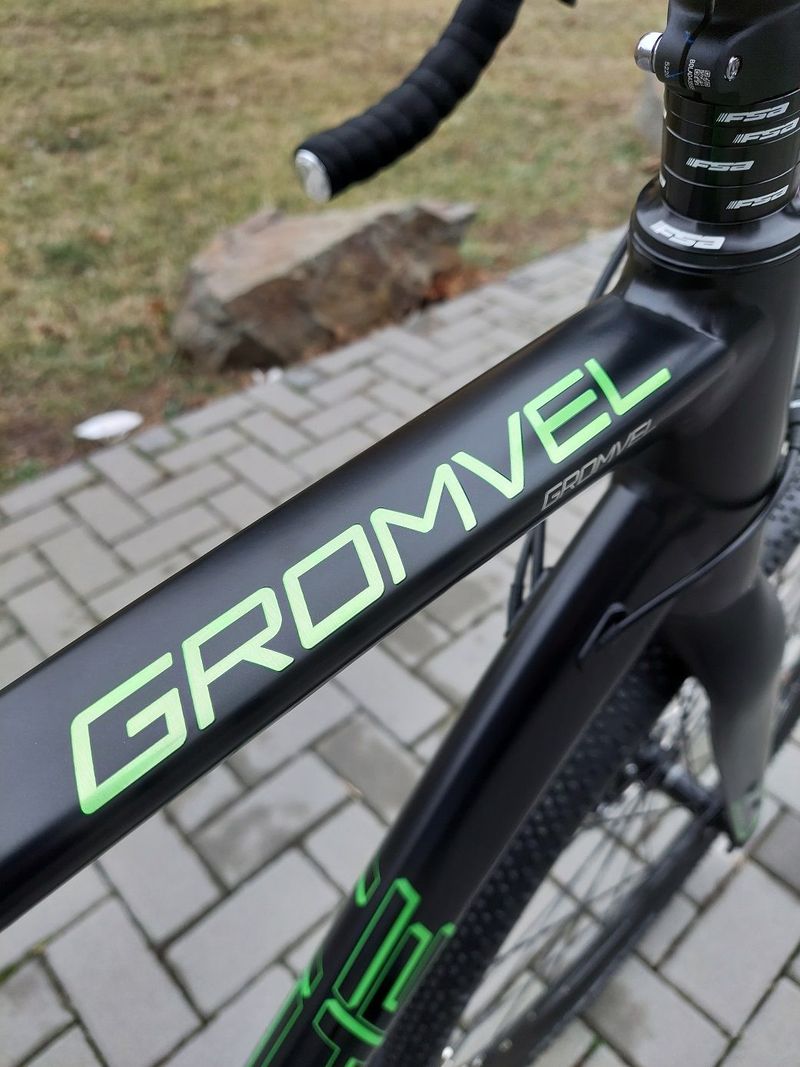 Gravel 4Ever Gromvel Race 2021, vel. 550 mm