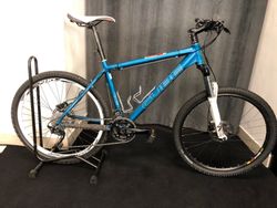 CUBE TEAM LTD 26" - 17"