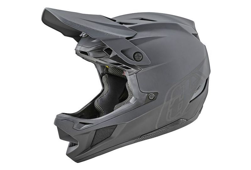 Prodám novou, neježděnou helmu TroyLeeDesigns D4 Composite