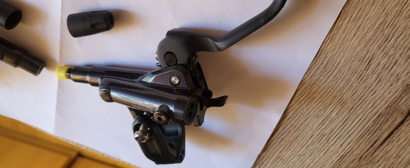 Shimano Deore BL-M6100 pravá + levá