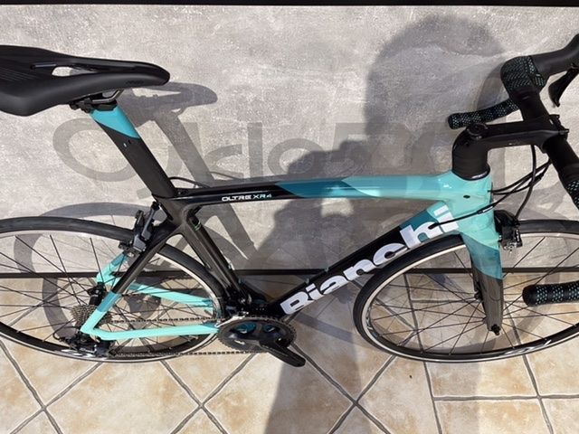 Bianchi Oltre XR 4 vel.55 cm Ultegra 2x11