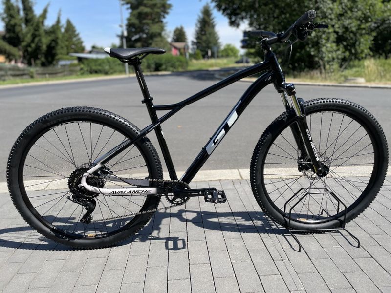 Horské kolo GT AVALANCHE COMP 29 L NOVÉ