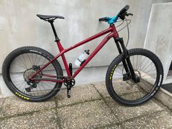 Commencal Meta HT AM " Aggresive Hardtail "