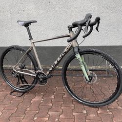 Gravel bike Kellys Soot 50 2022