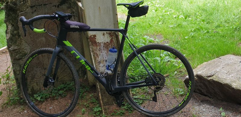 Gravel cube Cross Race Pro Ci62