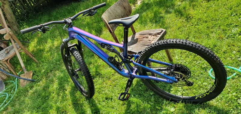 specialized stumpjumper fsr velikost M barva chameleon