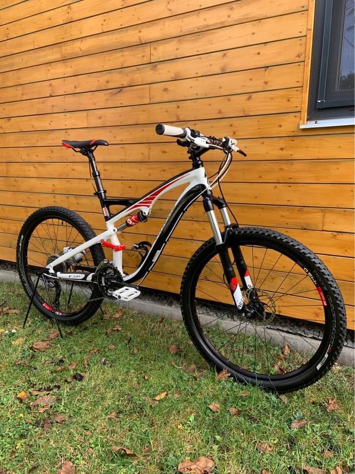 Specialized Camber Comp 26