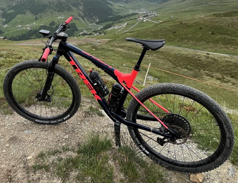 NALEZENO! TREK SUPERCALIBER 9.8 XT