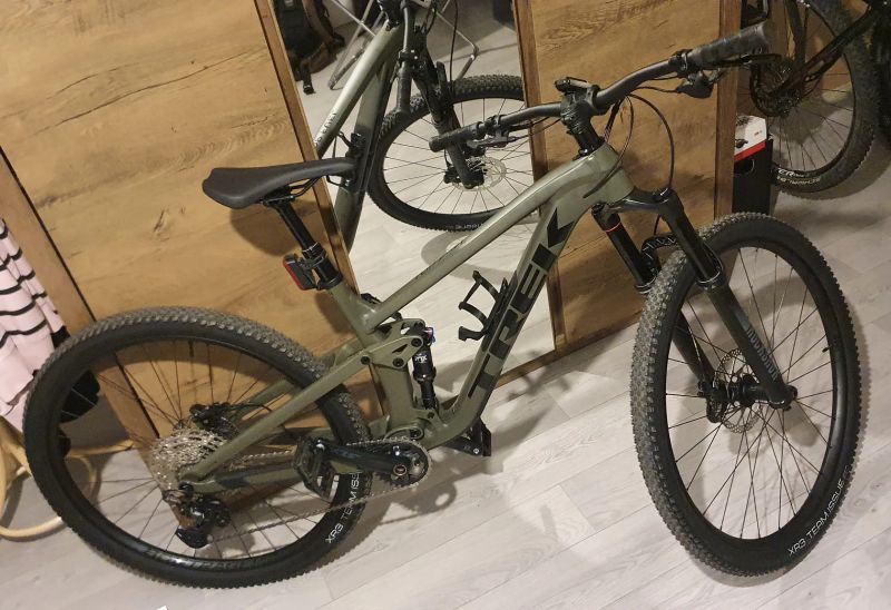 Celoodpružené kolo Trek Top Fuel 7