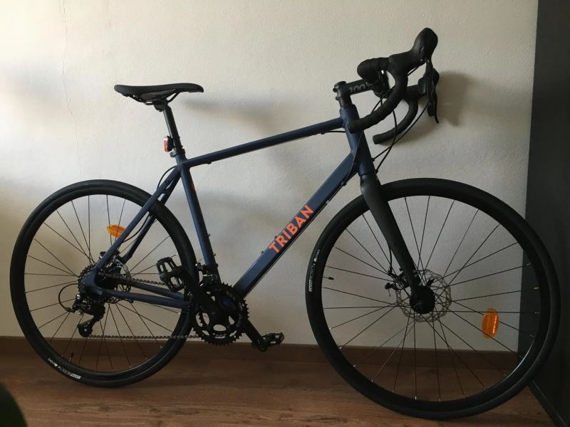Triban Silniční kolo RC120 modro-oranžové