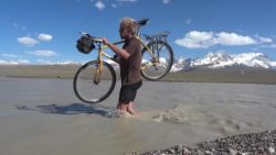 Kyrgyzstánem na kole - dokument