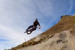 Sam Blenkinsop na Coronet Peak